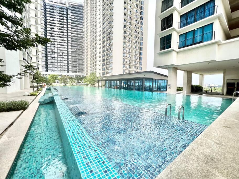 D 1-5Pax Cozy Home Trefoil Setia Alam 3Bed Wifi &Tv Shah Alam Setia City Mall Buitenkant foto